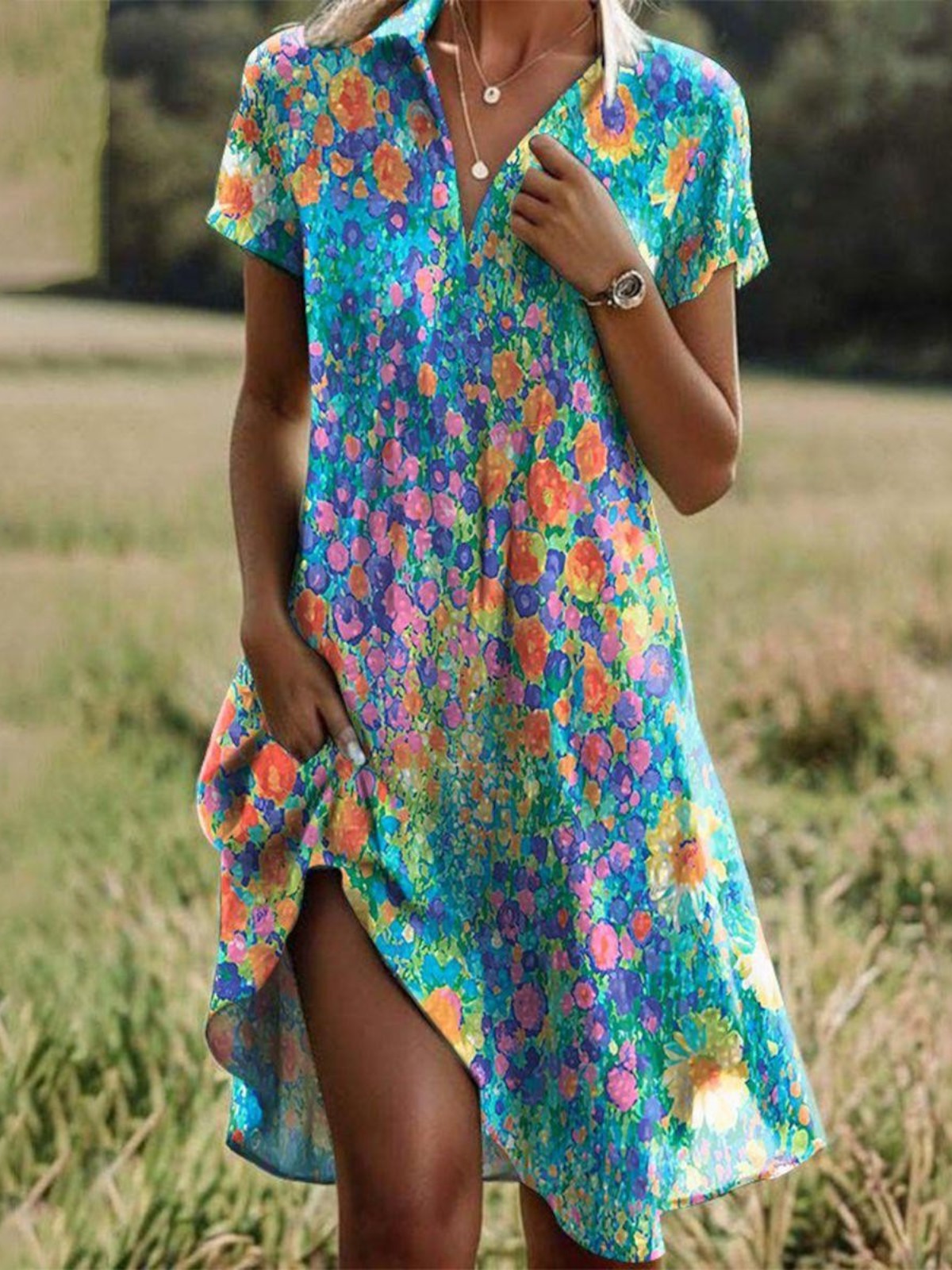 Taylor Vintage Boho V-Neck Dress