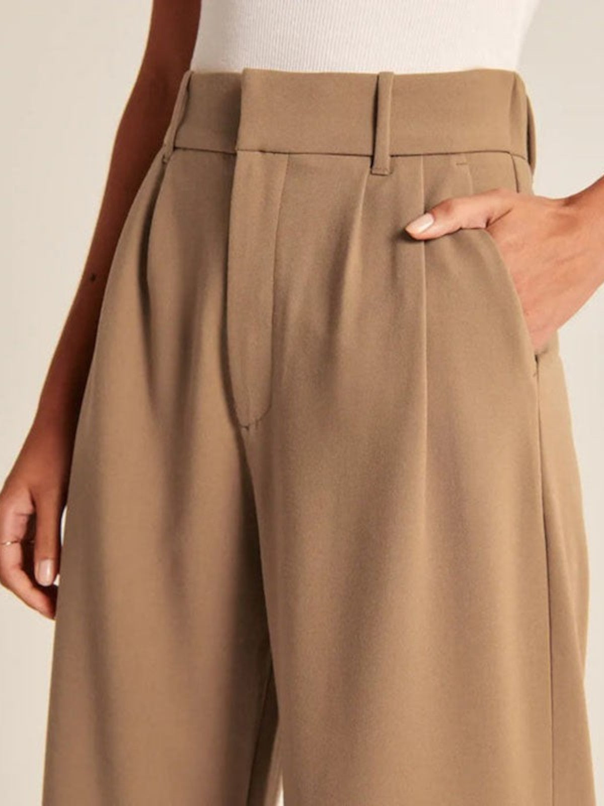 Elara Wide-Leg Trousers