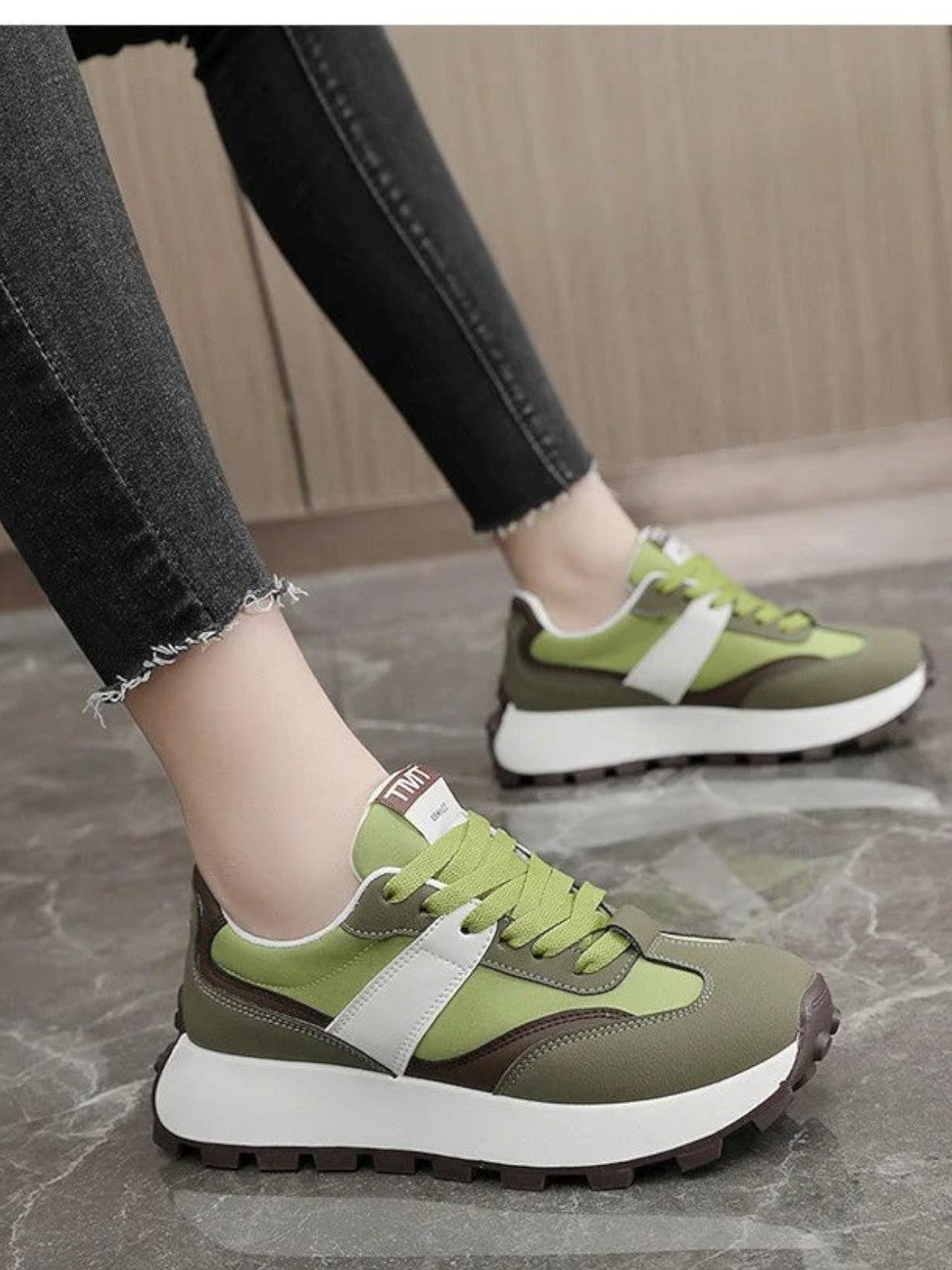 Niova Sleek Monochrome Sneakers