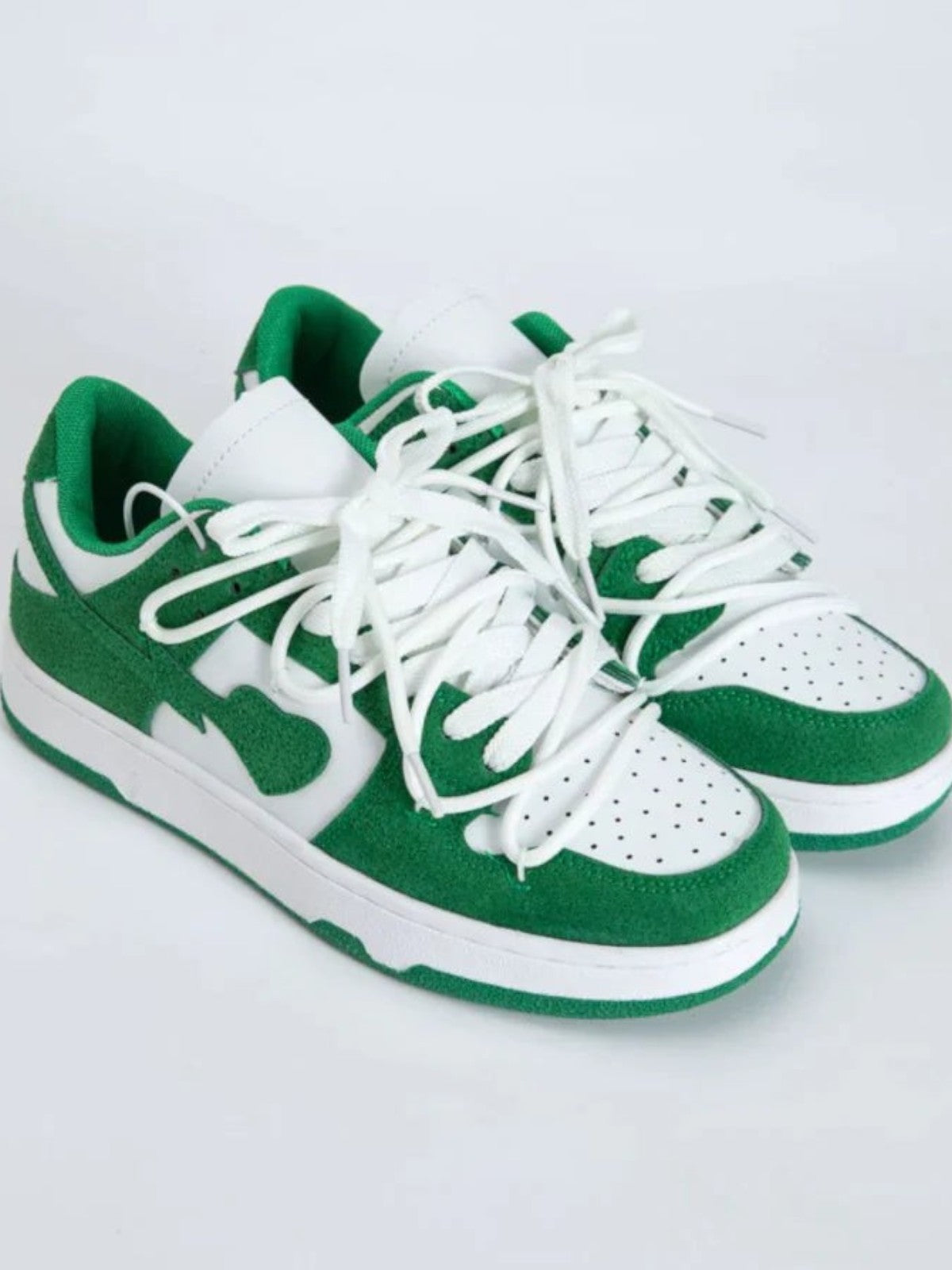 Elamora Heartbeat Sneakers