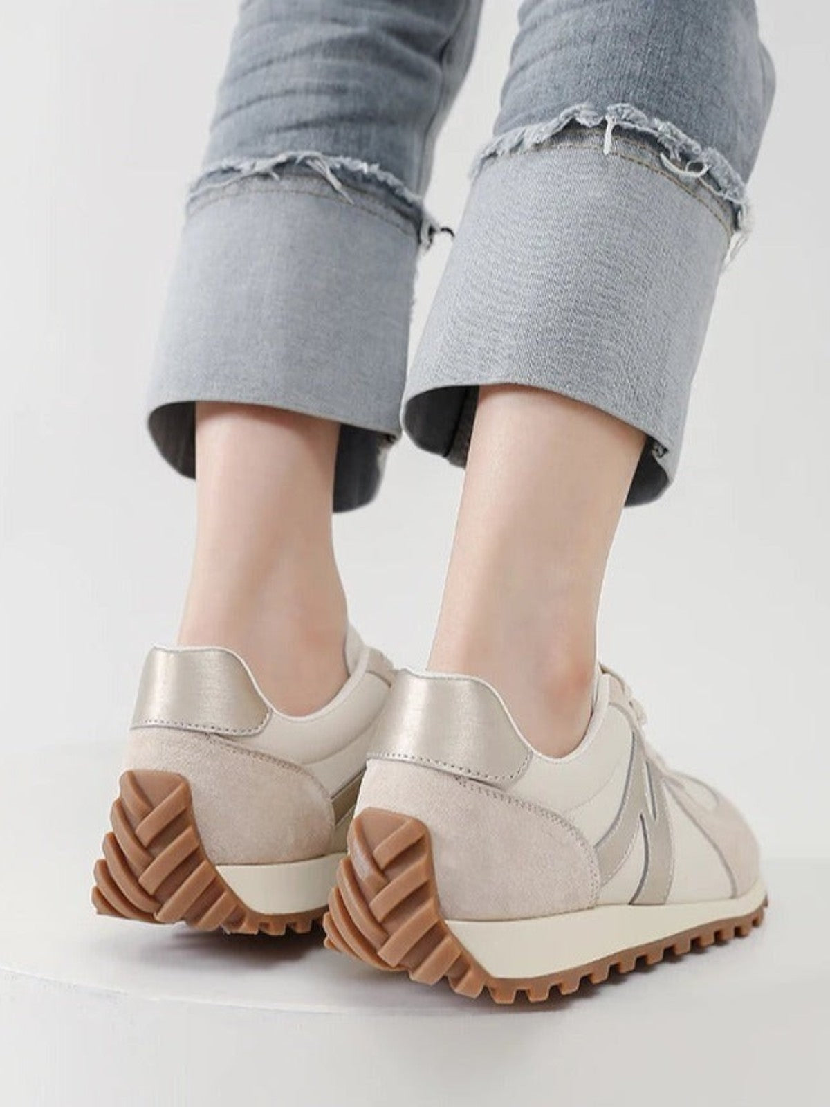 Luna Vintage Suede Runner Sneakers