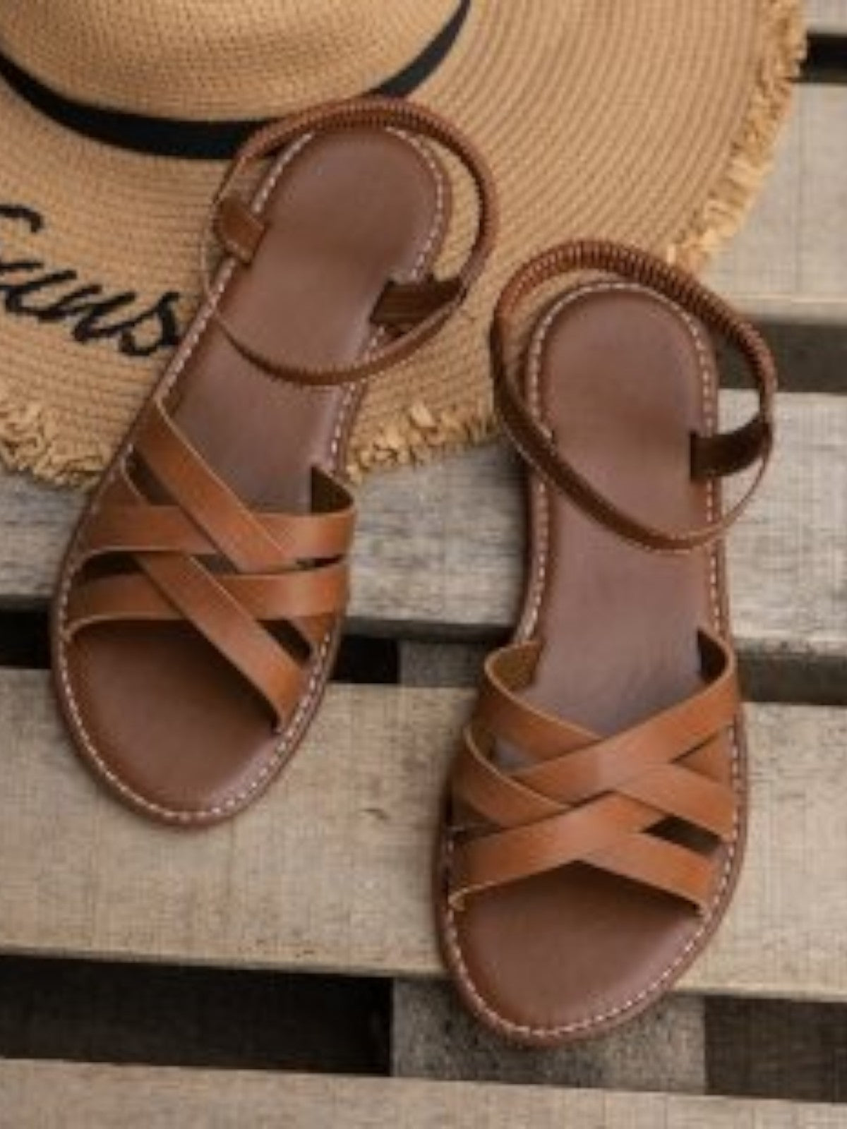 Vivara Roman Elastic Cross-Strap Sandals