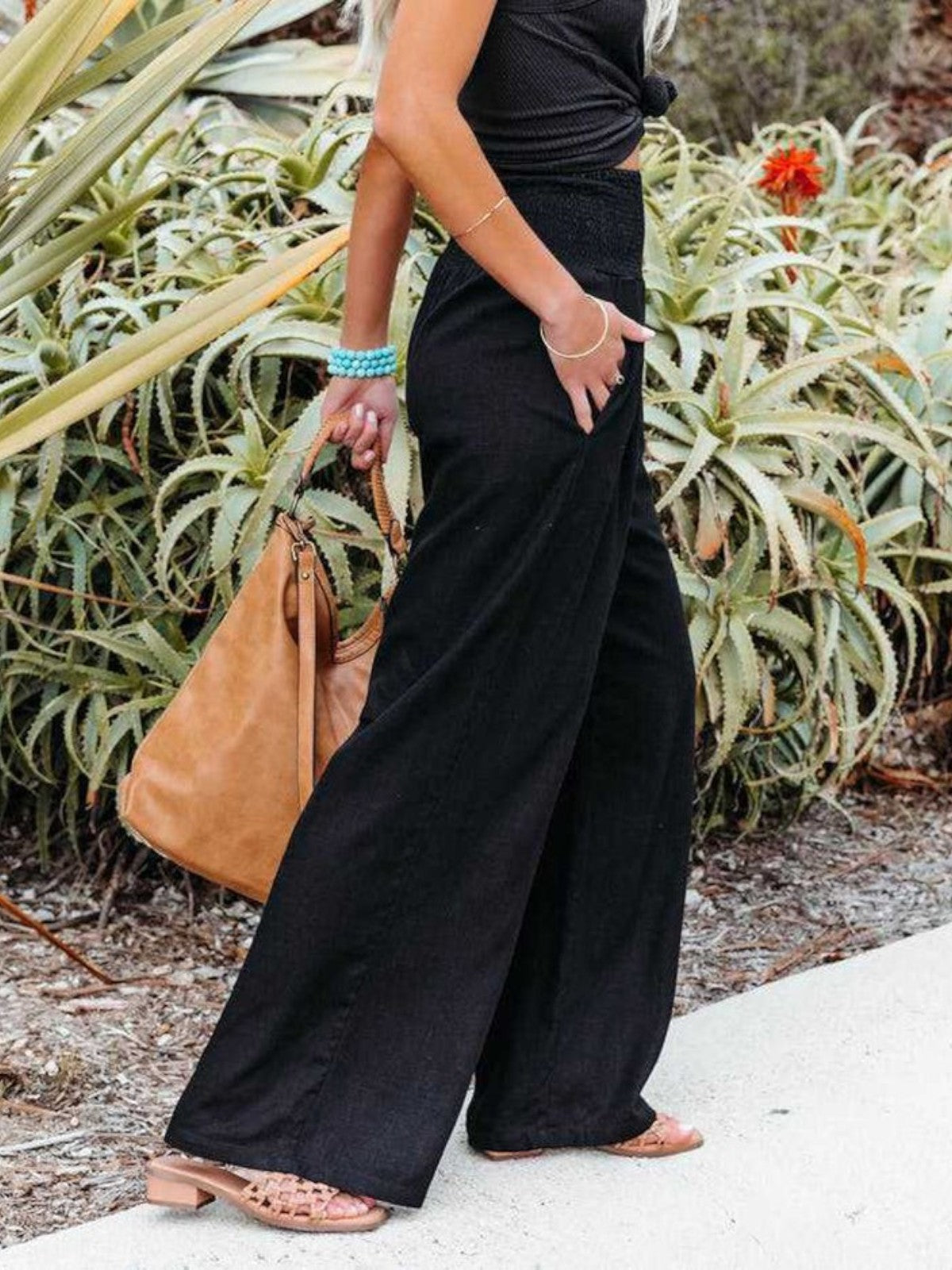 Lina Wide-Leg Trousers