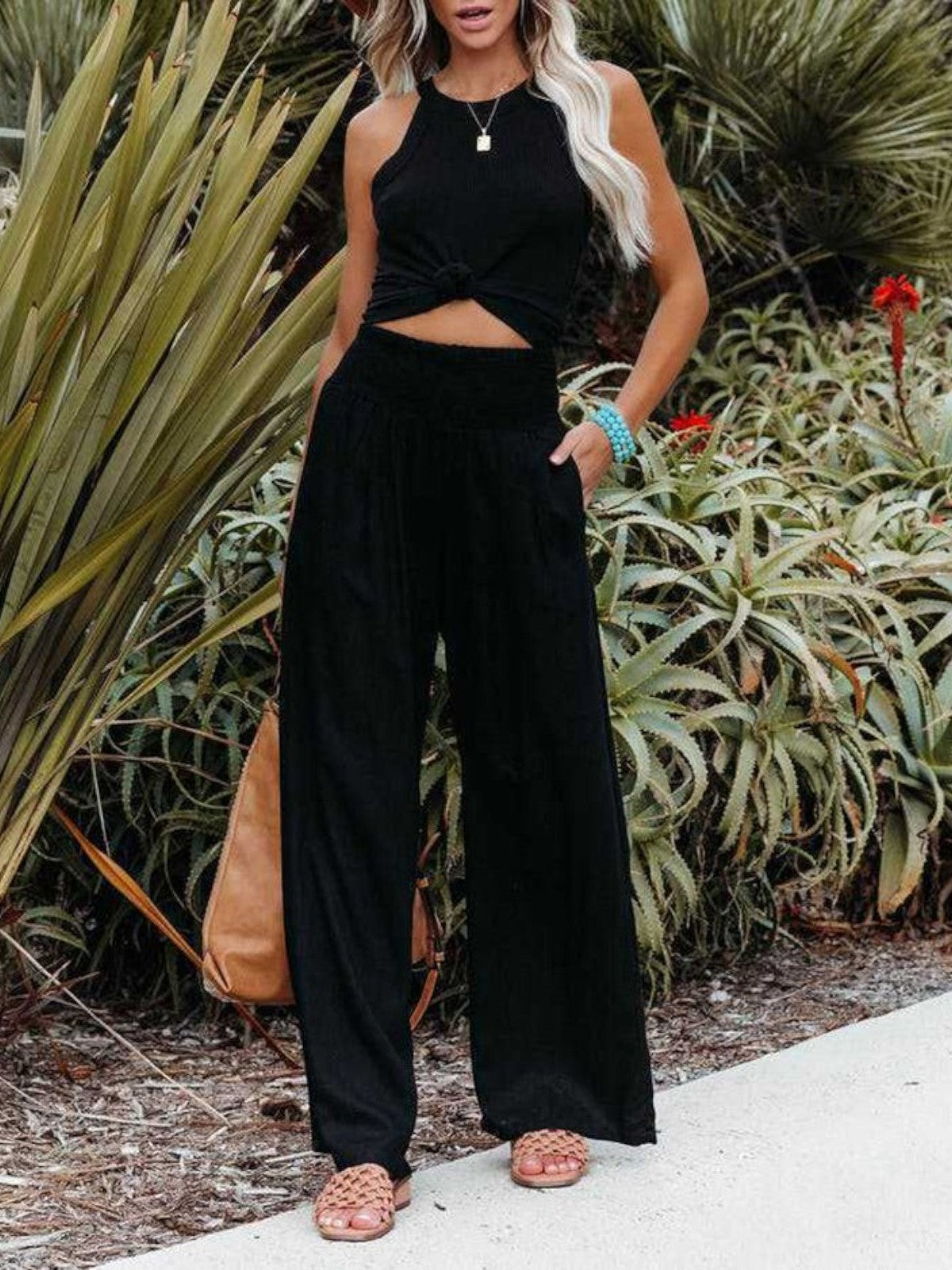 Lina Wide-Leg Trousers