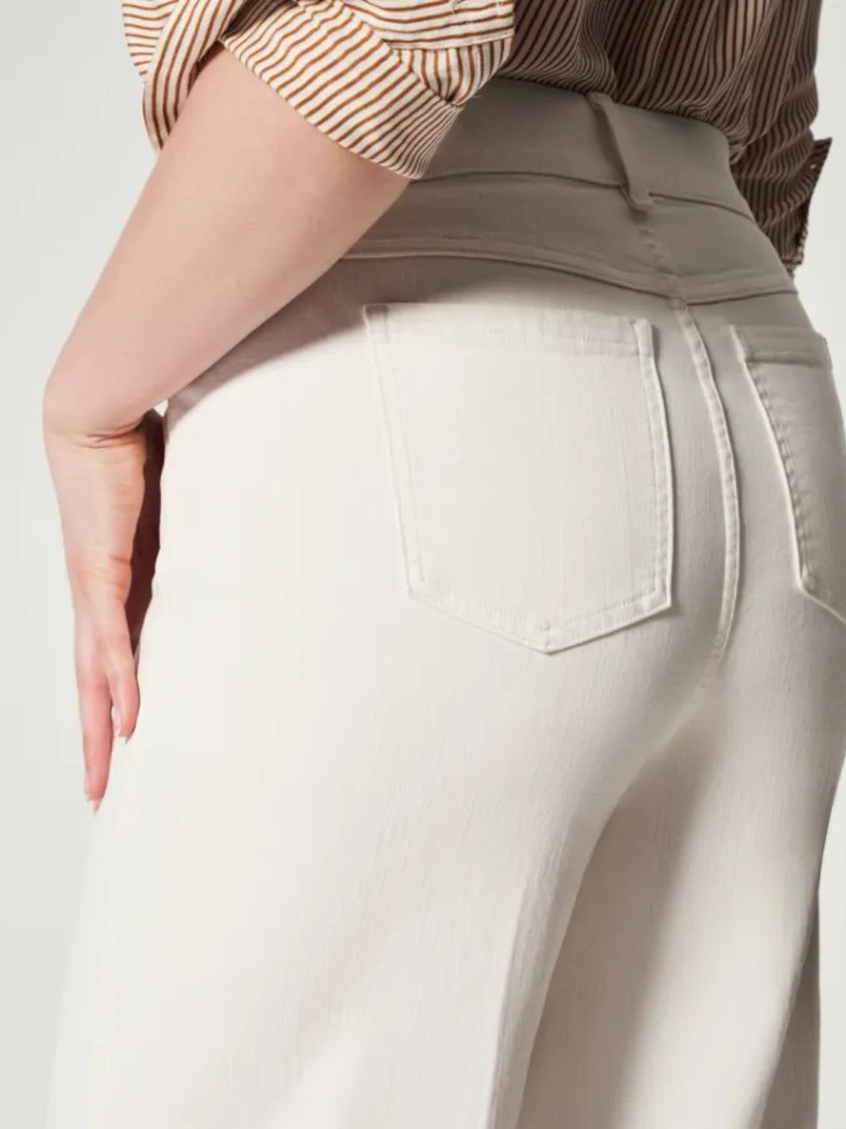 Isla Pull-On Wide-Leg Jeans